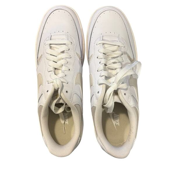 NIB NIKE Gamma Force Sneakers, White/Phantom-Light Bone, Women’s Size 9.5 - Picture 3 of 9